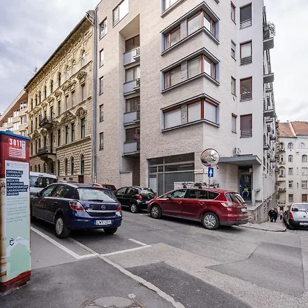 דירה Spacious Rooftop With Parliament&danube View *