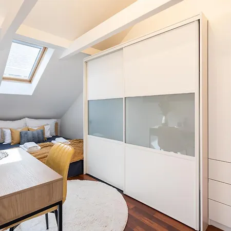 Spacious Rooftop With Parliament&danube View