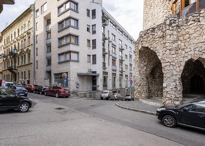 Apartman Spacious Rooftop With Parliament&danube View *