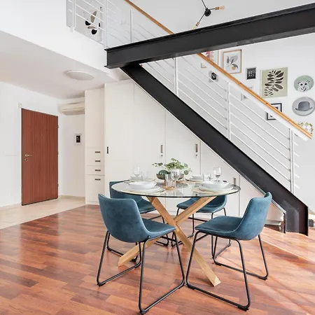 아파트 Spacious Rooftop With Parliament&danube View *