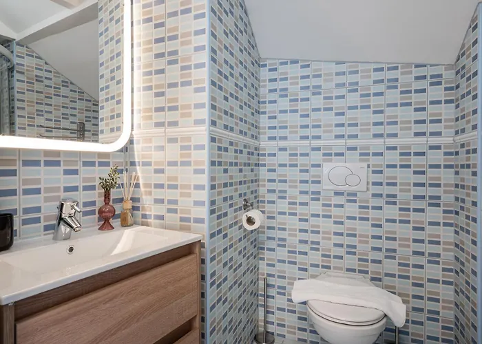 Spacious Rooftop With Parliament&danube View Daire